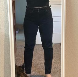 High-waisted skinny jeans