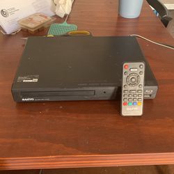 Sanyo DVD Player w/remote