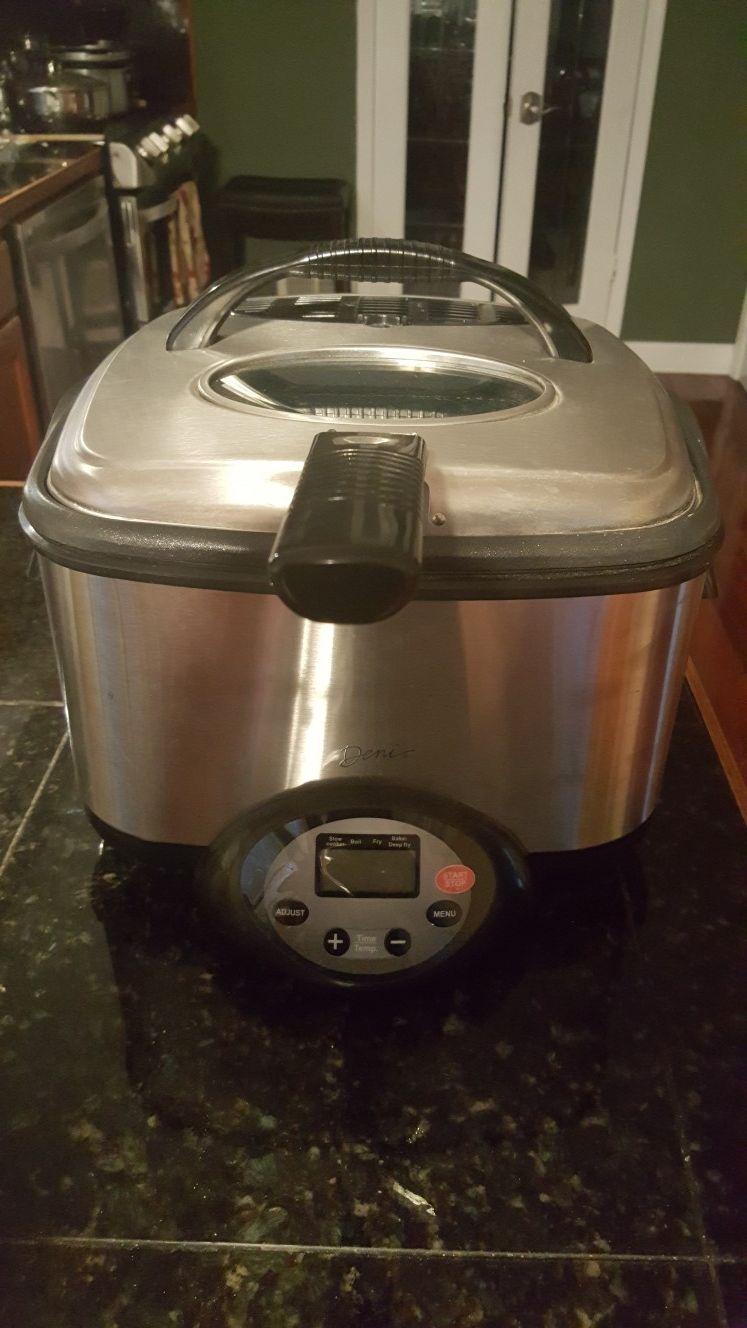 Electric fryer and slow cooker