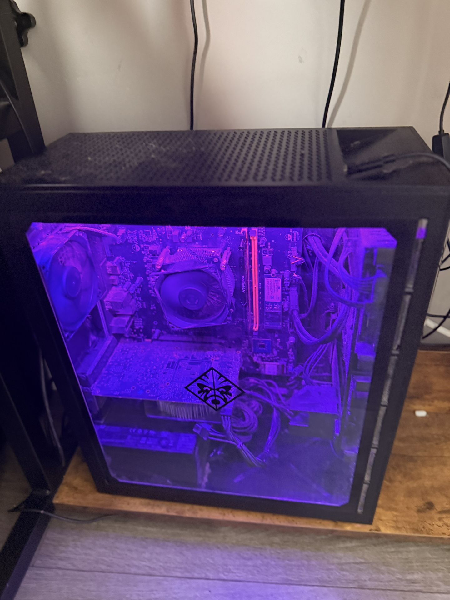 Custom RGB Gaming PC – i7-8700 / GTX 1060 / 24GB RAM / 2TB Storage Price: $400 (OBO)