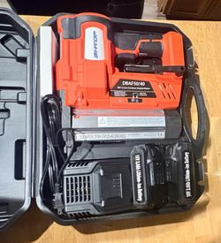 NEW BHTOP 18V Cordless Brad Nailer & Stapler Kit - 2 Batteries, Charger & Case