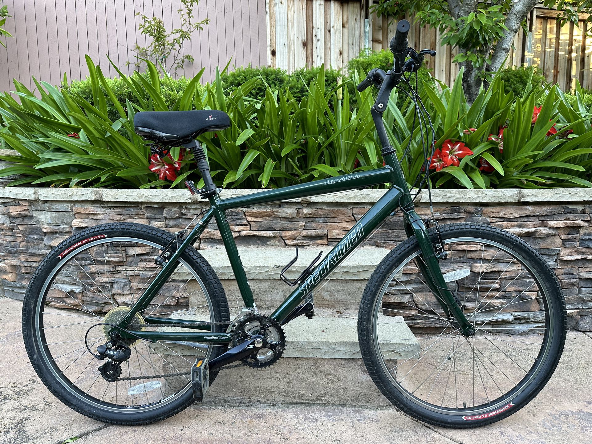 Specialized Expedition Hybrid Bike