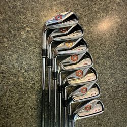 TaylorMade R11 Irons 4-PW