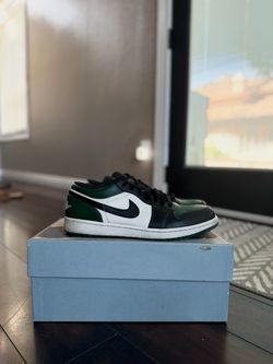 8.5/10 Jordan 1 low pine green size 13