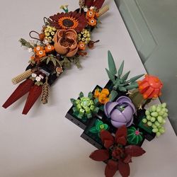 2 Lego Sets Flowers And Botanic 