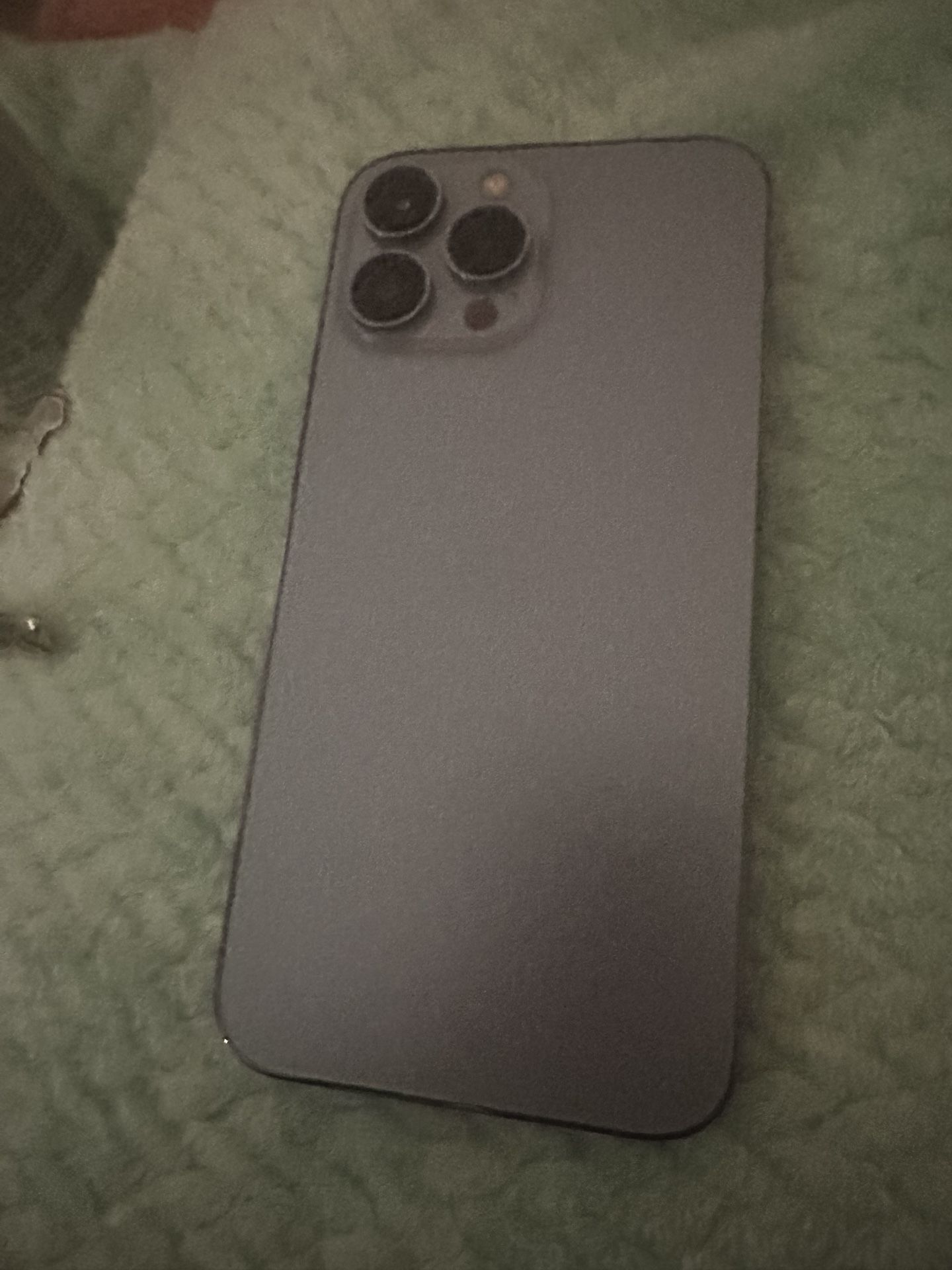 I -phone 13 Pro Max $275 Firm