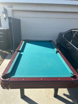 Pool table