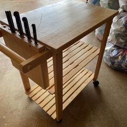 Butcher Table with knife set