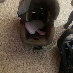 Even Flo Baby car seat With Base