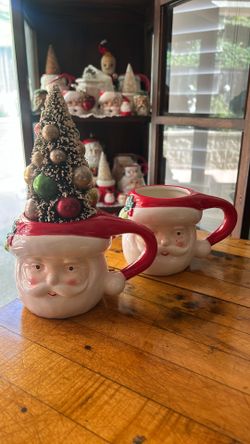Santa Mugs 