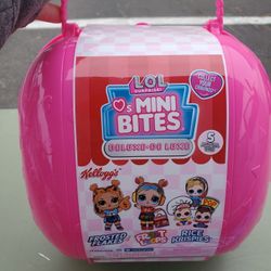 Brand New LOL Mini Bites Deluxe 