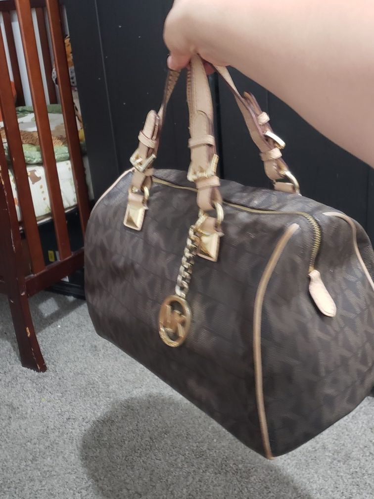 Michael Kors purse