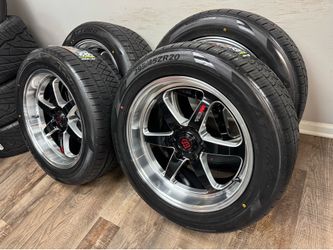 NEW 20x9.5 tis wheels wrapped in atturo az810 295/45r22