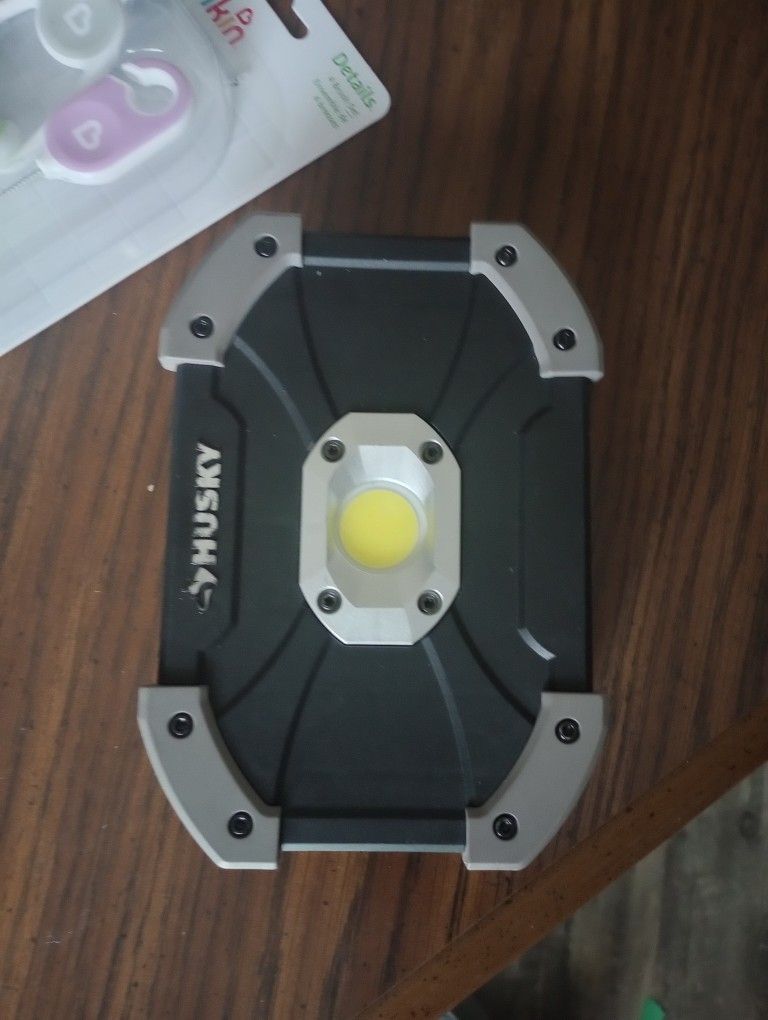 Husky Led Utility Light