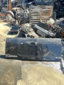 2007-2013 Toyota tundra 4x4 tailgate