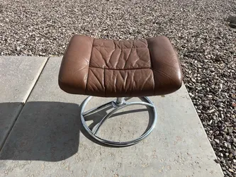 Vintage Ekornes Stressless Vintage Brown Leather Ottoman With Chrome Frame