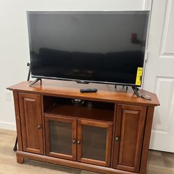 TV Stand / Entertainment System