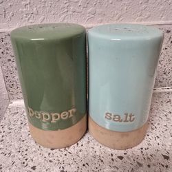 Salt & Pepper Shakers 