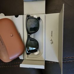 Ray Ban Meta Wayfarer Brand New Never Worn Open Box 