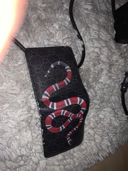 Gucci snake wallet