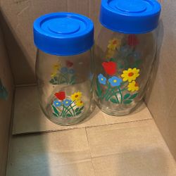 The image shows a vintage Carlton Glass floral jar or canister.  1.5 L & 2L