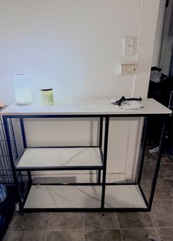 Modern Marble-Look Console Table / Entryway Table – Black Metal