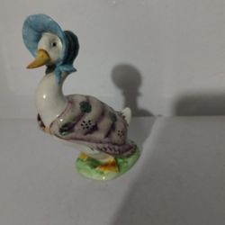 BESWICK ENGLAND OF BEATRIX POTTER'S JEMIMA PUDDLE DUCK FIGURINE 4.5"×2.5" - PC200