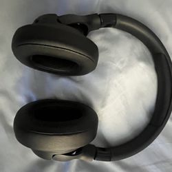 JBL noise canceling headphones 