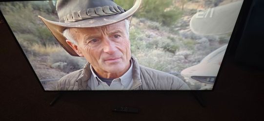 SAMSUNG UHD SMART TV 43"