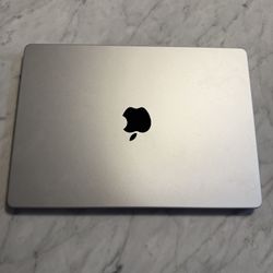 Apple MacBook Pro 14 inch M1 Pro Chip 2021 Newest Design MacBook 512gb Hd 16ram Great Condition Space Grey 84 Cycle Count Wasn’t Used 