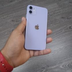 iPhone 11 Purple 64 GB Unlocked