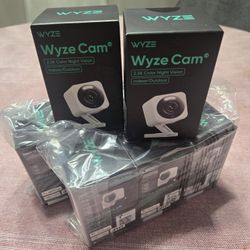 Wyze Cam V4 - Brand New!