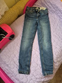 Girls jeans size 7 skinny fit