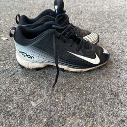 Kids Baseball/soccer Cleats
