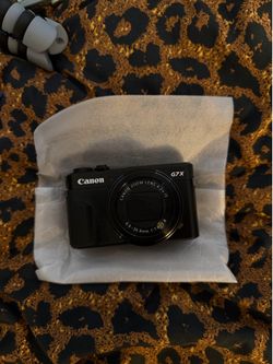 Canon G7X Mark II