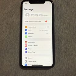 iPhone 11 64GB - Unlocked