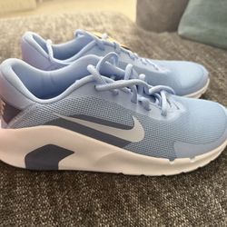 Nike Flex Train Women’s Size 8 – Brand New in Box