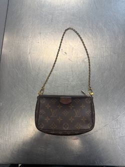 Louis Vuitton Monogram Mini Pochette Bag