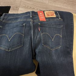 Women Size 6M Levi’s Skinny Jeans Mid Waist