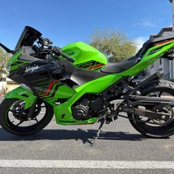 2023 Kawasaki Ninja 400 ABS