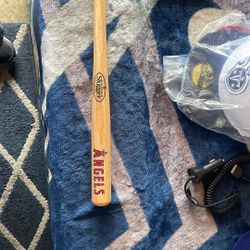 Mini Angel, baseball bat, Louisville Slugger