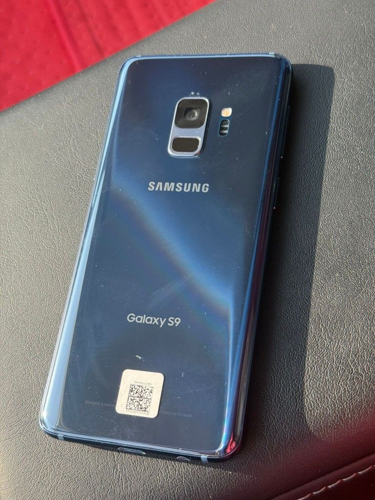 Samsung Galaxy S9  , Factory Unlocked,  Excellent Condition 