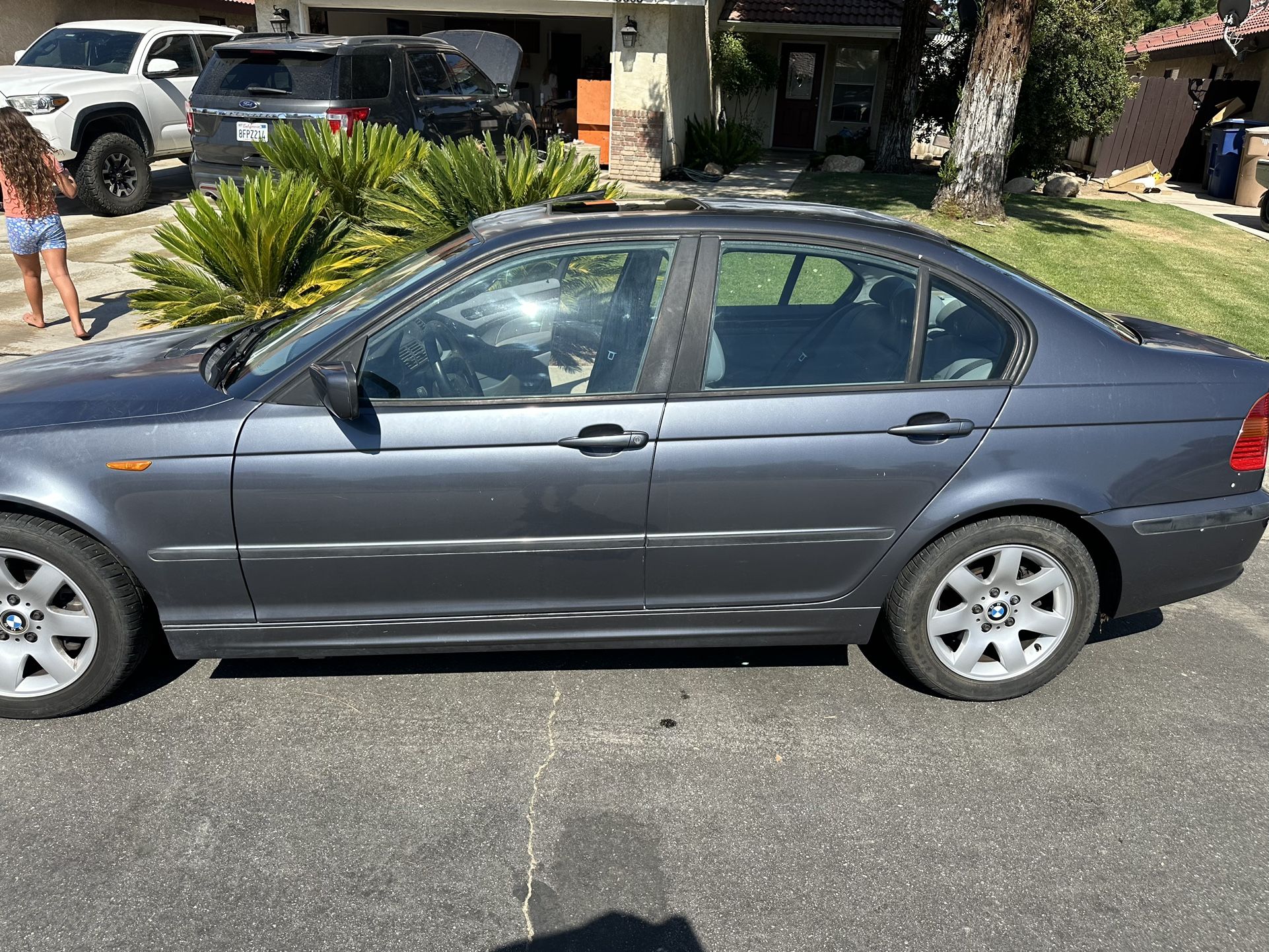 2003 BMW 325i