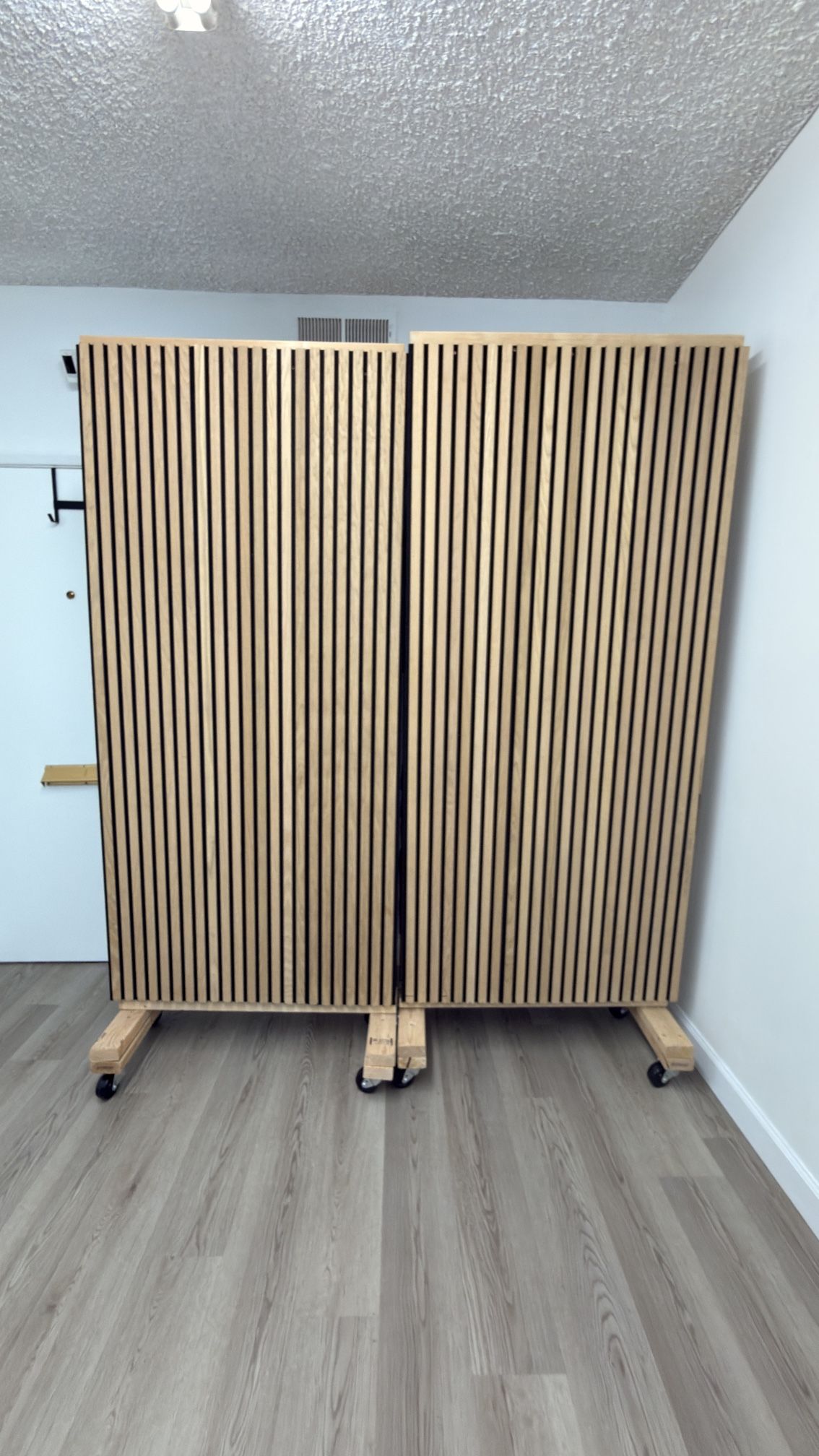DIY Wood Walls (Double Sided)