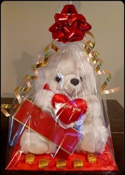 I Love You Bear ❤️🐻 with Elizabeth Taylor Diamonds And Rubies Perfume 3.3 Oz.💎,