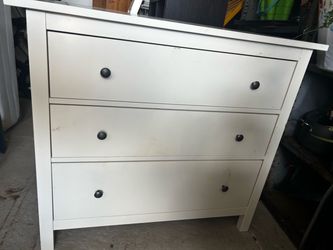 White 3-Drawer Dresser / Storage Chest