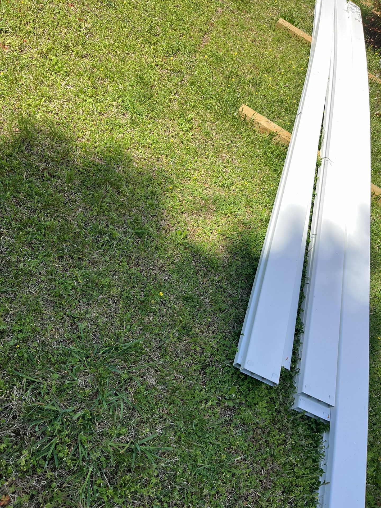 16’ Rails For Vinyl Rail Fence 