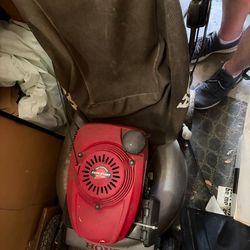 Honda HRX Series Lawn Mower – GCV160 Engine