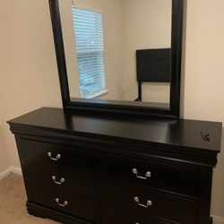 BRAND NEW DRESSERS WITH MIRROR