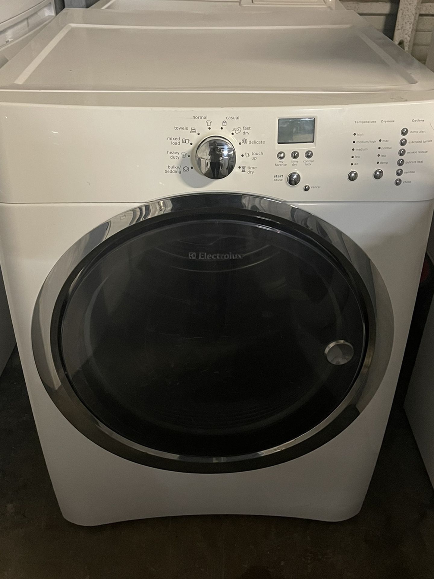 Electrolux Dryer / Delivery Available
